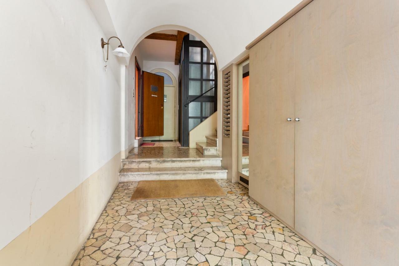 Апартаменты Piazzetta Palladio Romantic Studio Виченца Экстерьер фото